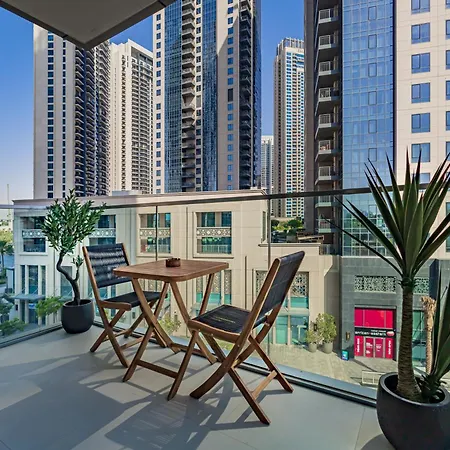 Burj Khalifa View & Creek Sea View Apartment Dubai Exterior photo