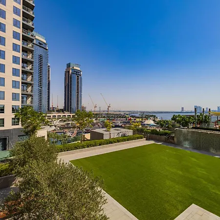 Burj Khalifa View & Creek Sea View Apartment Dubai Exterior photo