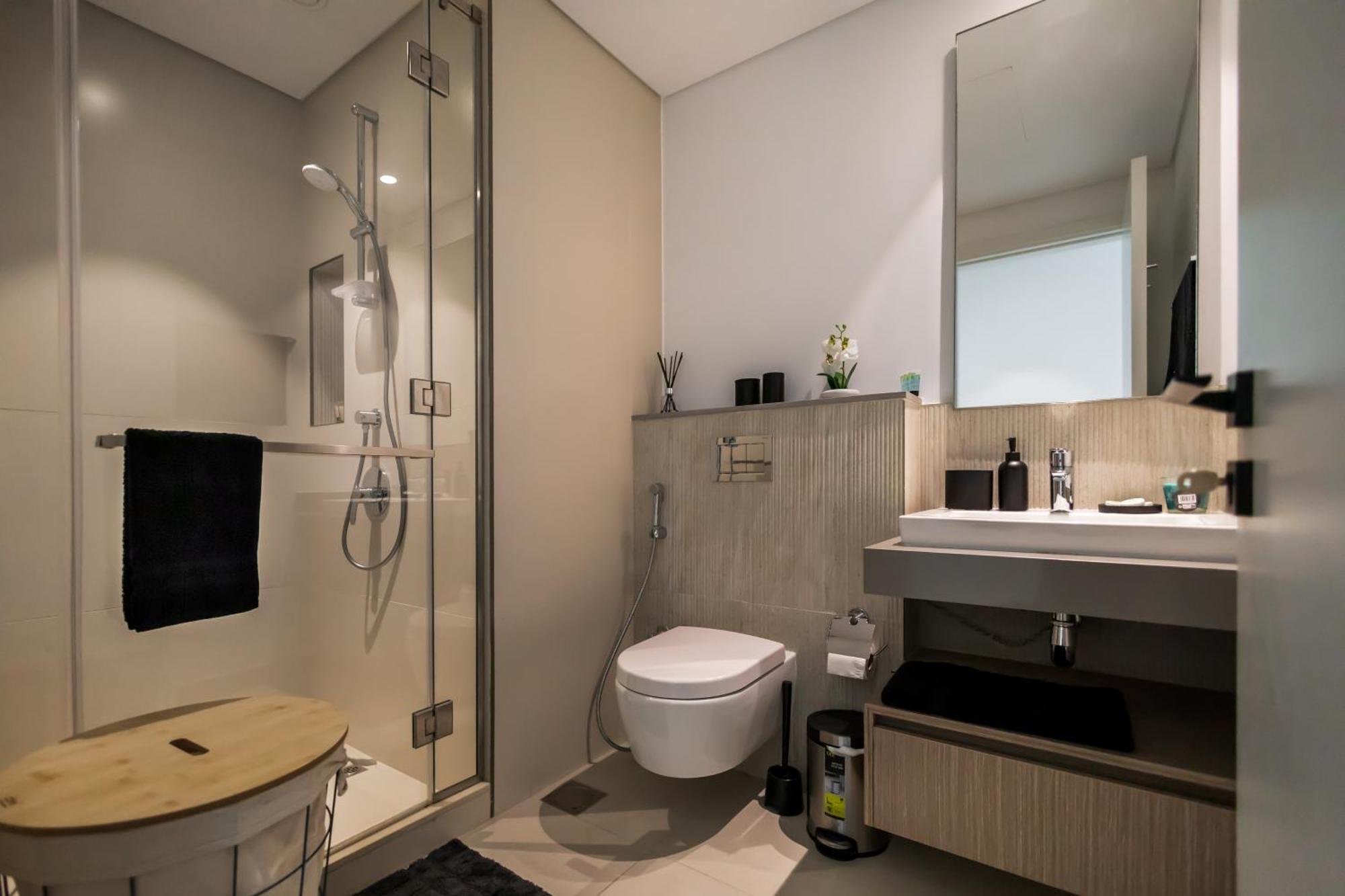 Burj Khalifa View & Creek Sea View Apartment *