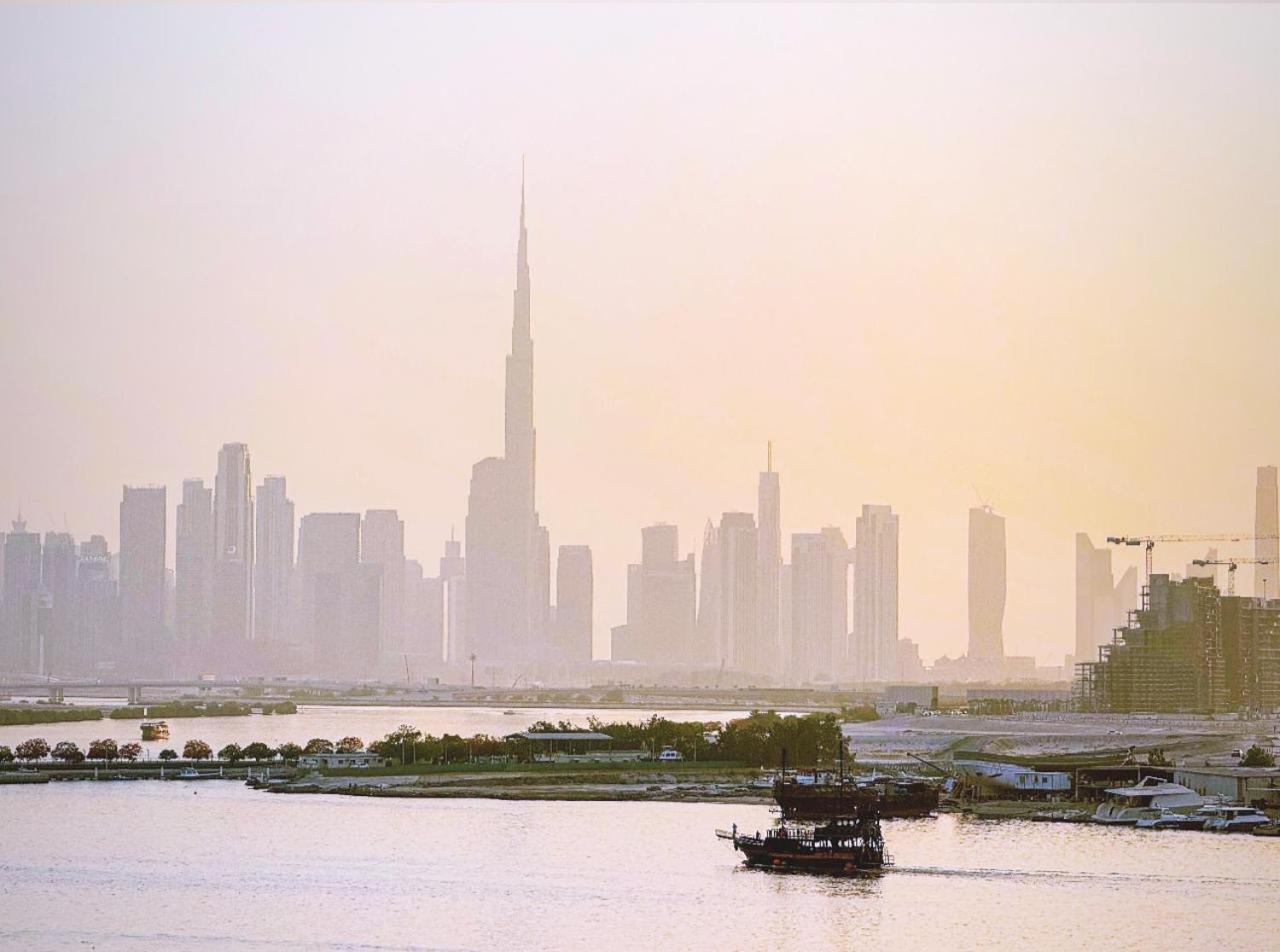 Burj Khalifa View & Creek Sea View Apartment Dubai